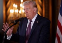 ২০০টিরও বেশি খাদ্যপণ্যের শুল্ক প্রত্যাহার করলেন ট্রাম্প