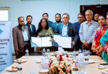 প্রিমিয়ার ইউনিভার্সিটি ও ইংলিশোলজি (ক্যামব্রিজ)-এর মধ্যে সমঝোতা স্মারক স্বাক্ষর