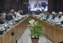 রাজনৈতিক দলগুলো সহযোগিতা না করলে নিরপেক্ষতা হারাবে কমিশন : সিইসি