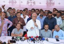 বিএনপি এখনো ইউনূস সরকারের প্রতি আস্থাশীল: রিজভী