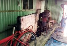 রাউজানে রাতের আঁধারে দরজা বন্ধ করে আগুন দিয়ে ঘর পুড়িয়ে দেওয়ার চেষ্টা