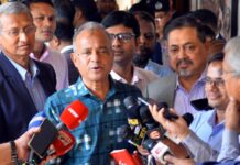 বিজয় দিবস উদযাপনে নিরাপত্তা নিয়ে শঙ্কা নেই, এবারও প্যারেড হবে না: স্বরাষ্ট্র উপদেষ্টা