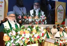 নারীদের পেছনে রেখে পুরুষরা সামনে এগোতে পারবে না: ধর্ম উপদেষ্টা