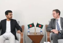 ক্রীড়া উপদেষ্টার সঙ্গে পাকিস্তানের হাইকমিশনারের সৌজন্য সাক্ষাৎ