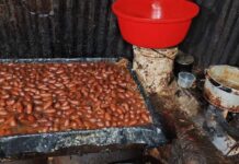 চট্টগ্রামে প্যারাডাইস সুইটসকে ৩ লাখ টাকা জরিমানা