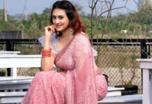 অভিনয় থেকে দূরে আছেন জানালেন কুসুম সিকদার