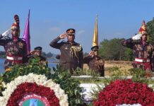 বীরশ্রেষ্ঠ মুন্সি আব্দুর রউফের সমাধিস্থলে রাঙামাটি সেক্টর কমান্ডারের পুস্পস্তবক অর্পণ