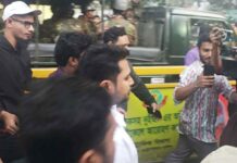 ইনকিলাব মঞ্চের হাদিকে দেখতে ঢামেকে নাহিদ ইসলাম