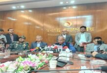 হাদির হামলাকারীকে ধরিয়ে দিতে পারলে ৫০ লাখ টাকা পুরস্কার: স্বরাষ্ট্র উপদেষ্টা