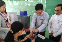 মিয়ানমারে ৫ বছর পর জাতীয় নির্বাচনের ভোটগ্রহণ চলছে