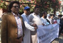 ‘সার্বজনীন মানবাধিকার প্রতিষ্ঠা হলে গণতন্ত্র পুনরুদ্ধার হবে’