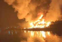 রাজাখালীতে ঝুটের গুদামে আগুন, নিয়ন্ত্রণে ফায়ার সার্ভিসের ৪টি ইউনিট