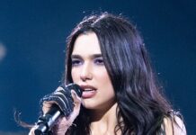 আবেগাপ্লুত ডুয়া লিপা