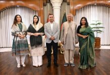 প্রধান উপদেষ্টার সঙ্গে সপরিবারে সাক্ষাৎ করলেন তারেক রহমান