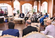 তিন পার্বত্য জেলায় ই-লার্নিং কার্যক্রম উদ্বোধন করলেন প্রধান উপদেষ্টা