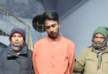 চবিতে অস্ত্রসহ ছাত্রলীগ কর্মী আটক