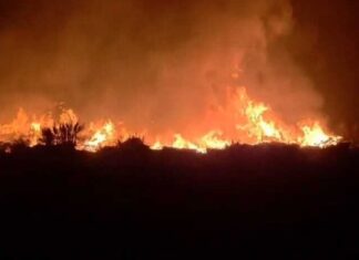 মাতারবাড়ী তাপবিদ্যুৎ কেন্দ্রের স্ক্র্যাপ ইয়ার্ডে আগুন