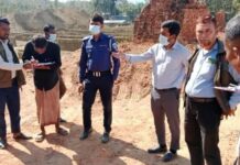 বান্দরবানে ৩ ইটভাটাকে জরিমানাসহ ৭ হাজার ঘনফুট কাঠ জব্দ