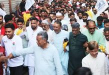 বিএনপি সবসময় দেশের মানুষের পাশে দাঁড়িয়েছে: আমীর খসরু