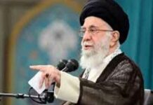 ট্রাম্পকেই ক্ষমতাচ্যুত করার হুঁশিয়ারি দিলেন খামেনি