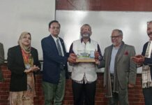 সাউদার্ন ইউনিভার্সিটি পরিদর্শনে ঢাবি’র ভিসি নিয়াজ আহমেদ খান