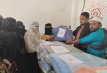 ঈদগাঁওয়ে জাগ্রত জালালাবাদের উদ্দোগে শীতবস্ত্র বিতরণ