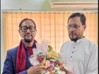 চসিক মেয়র ডা. শাহাদাতকে ফুলেল শুভেচ্ছা জানানা চট্টগ্রাম-৯ আসনের বিজয়ী আবু সুফিয়ান