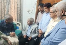 অসুস্থ ডা. রফিককে দেখতে হাসপাতালে মির্জা ফখরুল