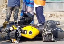 সীতাকুণ্ডে কাভার্ডভ্যানে মোটরসাইকেলের ধাক্কা, যুবক নিহত
