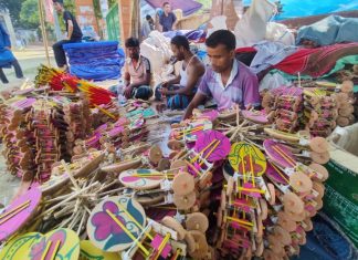 ঐতিহাসিক জব্বারের বলি খেলা ও বৈশাখী মেলা: দূর-দূরান্ত থেকে নানা ধরনের পসরা নিয়ে আসতে শুরু করেছেন বিক্রেতারা