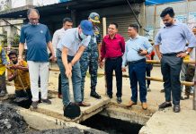 জলাবদ্ধতা নিরসনে নালা-খাল পরিষ্কার ও মাটি উত্তোলন ‘ক্র্যাশ প্রোগ্রাম’