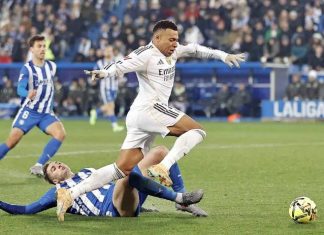 দেপোর্তিভো আলাভেসকে ২-১ গোলে হারিয়ে জয়ের ধারায় ফিরল রিয়াল