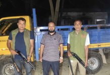 মিরসরাইয়ে ২৫ ঘনফুট গামার ও আকাশমণি কাঠ জব্দ