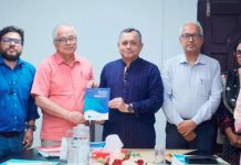 ‘প্রিমিয়ার ক্রিটিক্যাল পার্সপেক্টিভ’ প্রকাশিত হয়েছে