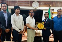 ভারতের বিদায়ী সহকারী হাইকমিশনারের সাথে চসিক মেয়র ডা. শাহাদাতের সৌজন্য সাক্ষাৎ