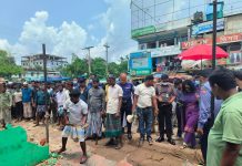 কুতুপালং-এ যানজট নিরসনে ফের অবৈধ স্থাপনা উচ্ছেদ
