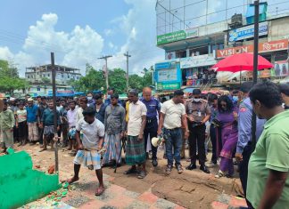 কুতুপালং-এ যানজট নিরসনে ফের অবৈধ স্থাপনা উচ্ছেদ