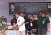 জিয়াউর রহমানের শাহাদাতবার্ষিকীতে দুস্থদের মধ্যে বস্ত্র বিতরণ করলেন প্রধানমন্ত্রী