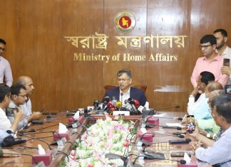 অপরাধমুক্ত সমাজ গঠন ও ট্রাফিক ব্যবস্থার আধুনিকায়নে সরকার দৃঢ়প্রতিজ্ঞ: স্বরাষ্ট্রমন্ত্রী