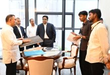 শিক্ষার্থী সাজ্জাদুলের উদ্ভাবনে মুগ্ধ প্রধানমন্ত্রী তারেক রহমান