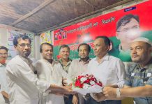 খুটাখালী নয়াপাড়া মসজিদ-কবরস্থান পরিদর্শনে জেলা পরিষদ প্রশাসক: প্রয়োজনীয় পদক্ষেপ নেয়ার আশ্বাস