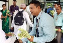 চট্টগ্রামে ৩৭৮ জন হজযাত্রী নিয়ে ফিরল প্রথম ফ্লাইট
