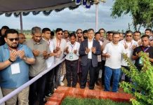 শহীদ ওয়াসিমের কবর জিয়ারত করলেন প্রধানমন্ত্রী, পরিবারকে আর্থিক সহায়তা