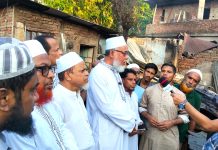 হালিশহরে অগ্নিকাণ্ডে ক্ষতিগ্রস্ত এলাকা পরিদর্শনে চট্টগ্রাম মহানগরী জামায়াতের সেক্রেটারি অধ্যক্ষ নুরুল আমীন