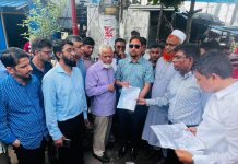 নগরীকে যানজটমুক্ত করতে পরিকল্পিত পদক্ষেপ নেওয়া হবে: মেয়র ডা. শাহাদাত