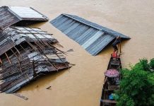 বৈরী আবহাওয়ার কারণে টানা বৃষ্টিতে বান্দরবানে বন্যা, আটকা দেড় শতাধিক পর্যটক