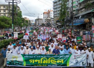 ‘জুলাই গণহত্যার বিচার ও জুলাই সনদ বাস্তবায়নে কোনো গড়িমসি চলবে না’